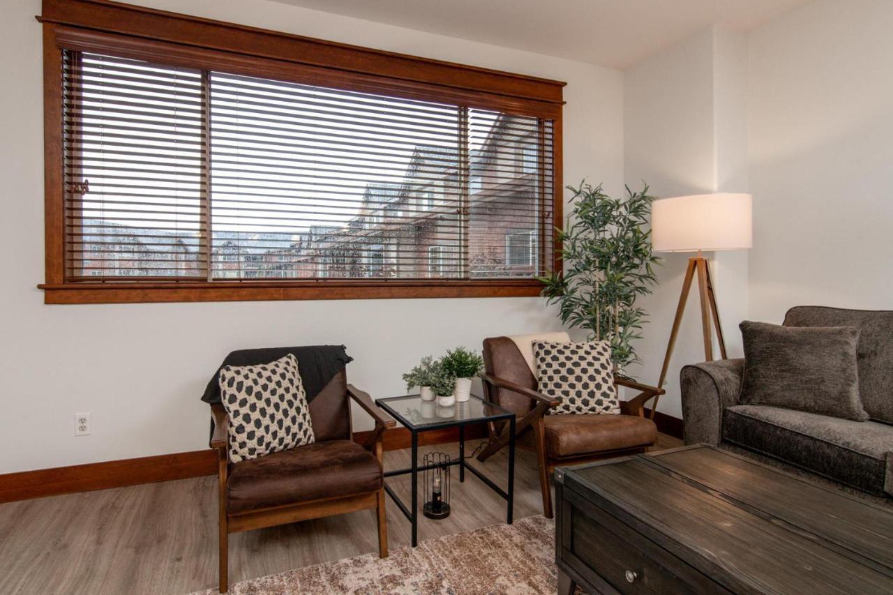 קור ד'אלן Modern Riverstone Condo With Grand Deck - Steps To Shops, Restaurants, Trails And River מראה חיצוני תמונה